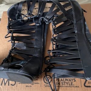 American Eagle gladiator sandals